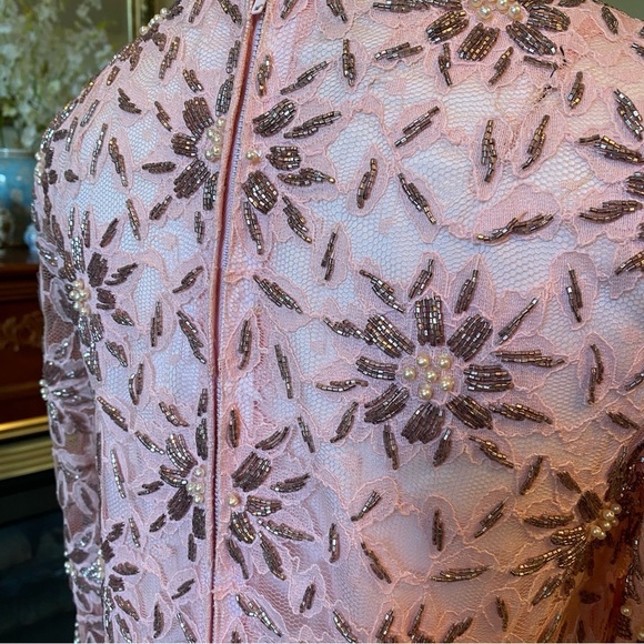 Valentina Ltd • 1960s Pink Beaded Cocktail Sheath • Vintage Mad Men Era • XS - Picture 7 of 10